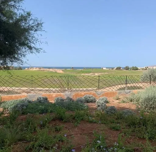 Appartement With View On The Sea And Golf